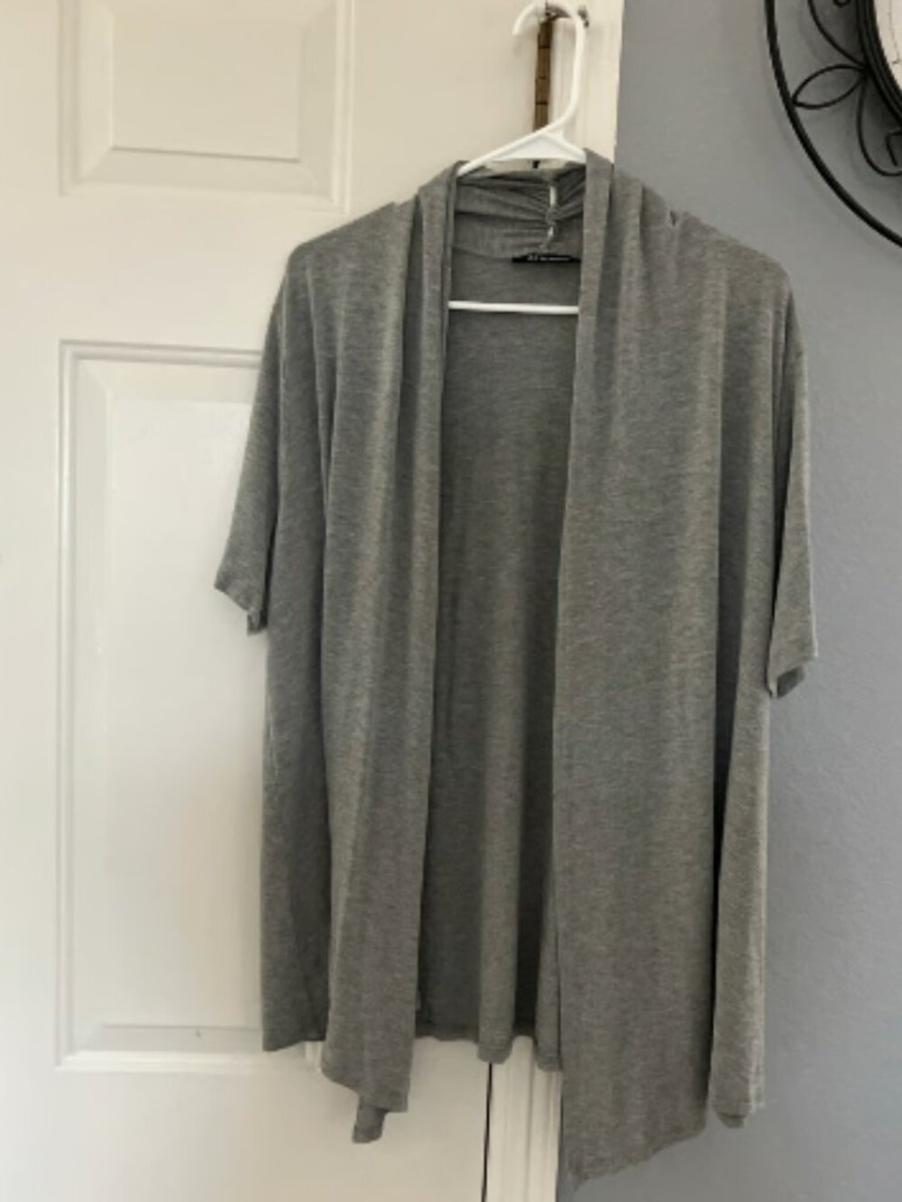 Women’s Size XL Grey Open Front Cardigan